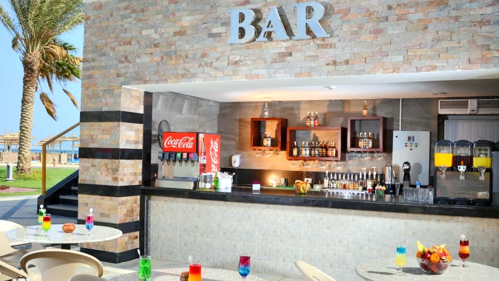 الفندق الباتروس وايت بيتش ريزورت - الغردقة